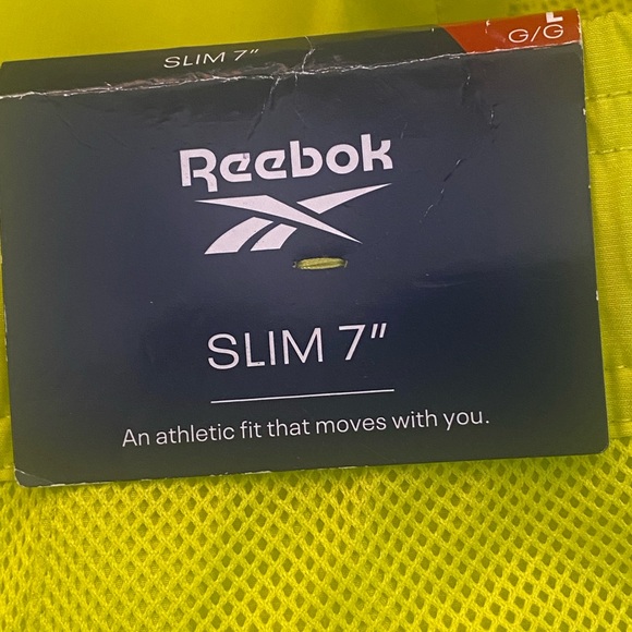 REEBOK training mens shorts NWT LARGE - Picture 6 of 8